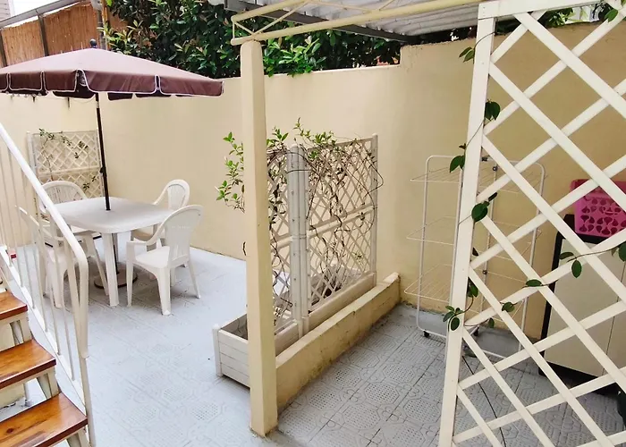 Boutique With Terrace *