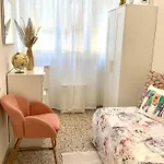 Boutique With Terrace فياريجيو