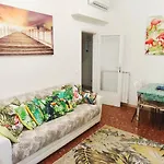 Boutique With Terrace شقة