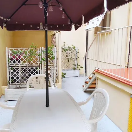 Boutique With Terrace * Βιαρέτζιο