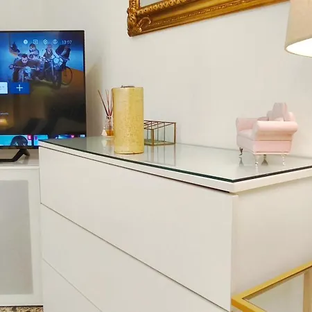 Apartment Boutique With Terrace Viareggio