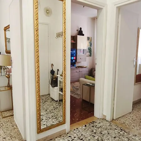 Boutique With Terrace Βιαρέτζιο